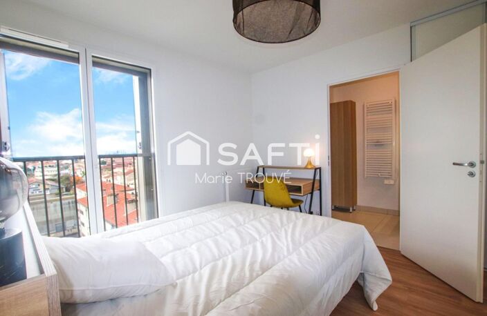 APPARTEMENT T2 MEUBLÉ AVEC TERRASSE ET PARKING  QUARTIER GARE SAINTJEAN — photo 4