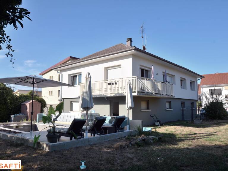 Maison T6 de 132 m2 avec piscine — photo 1