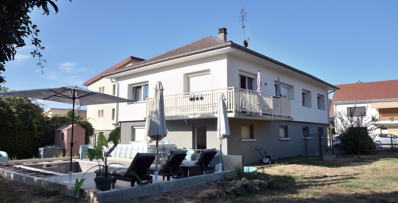 Maison T6 de 132 m2 avec piscine — photo 1