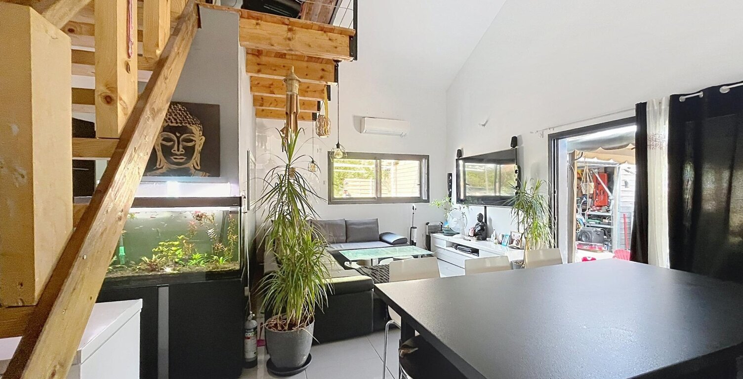 Ensemble immobilier - deux maisons louées sur un terrain 1 434m² — photo 1