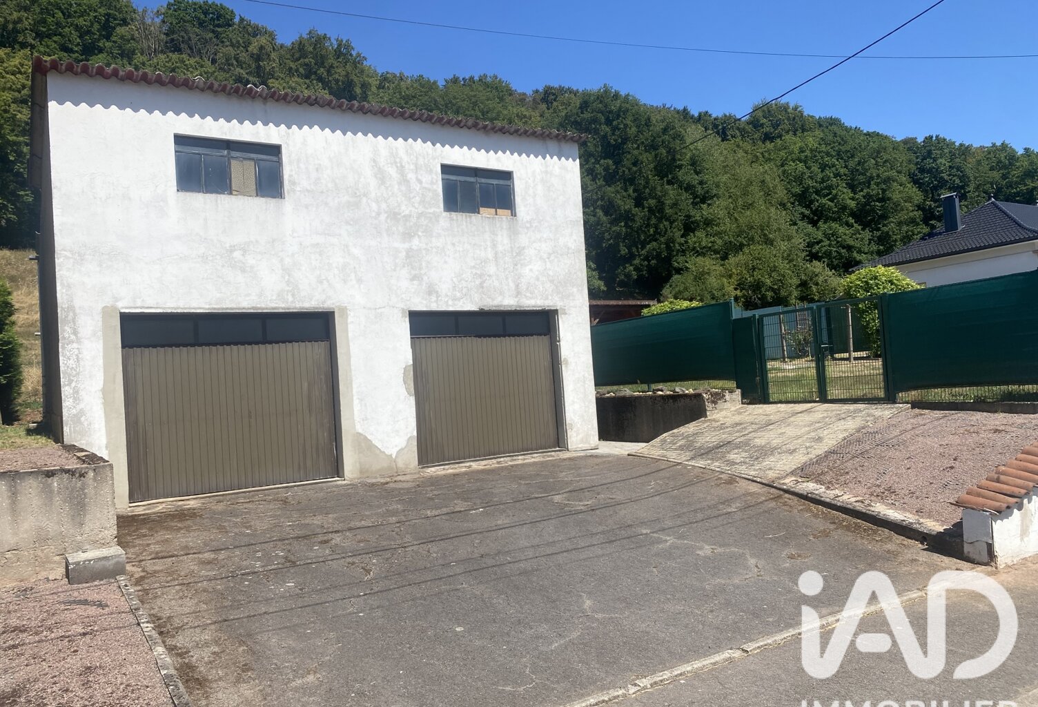 Vente Garage 60 m&sup2; — photo 1