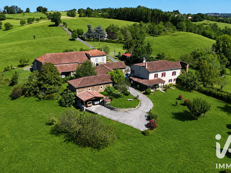Vente Maison/villa 7 pièces — photo 1