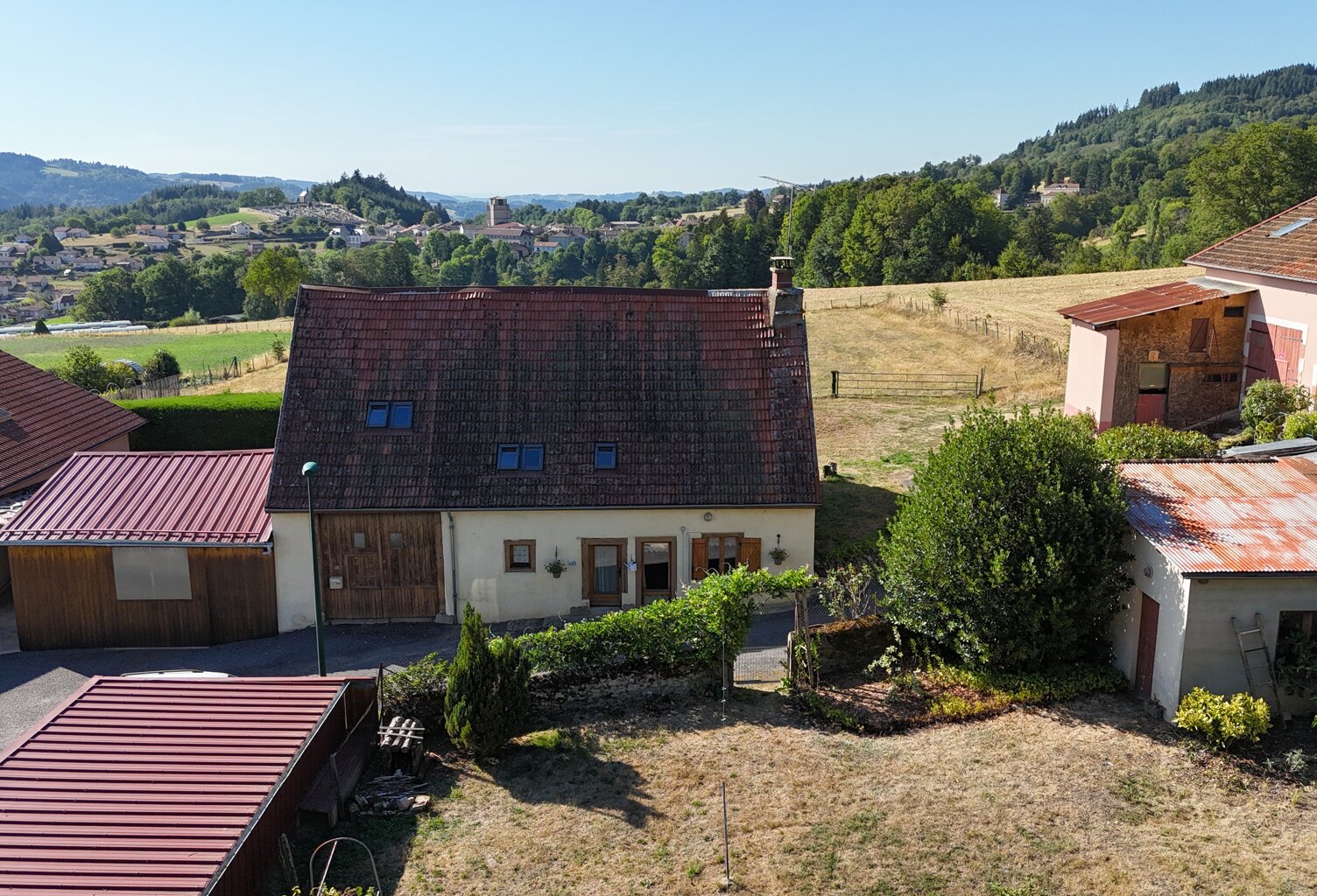 Vente maison 4 pièces 77 m² Ambert (63600) — photo 1