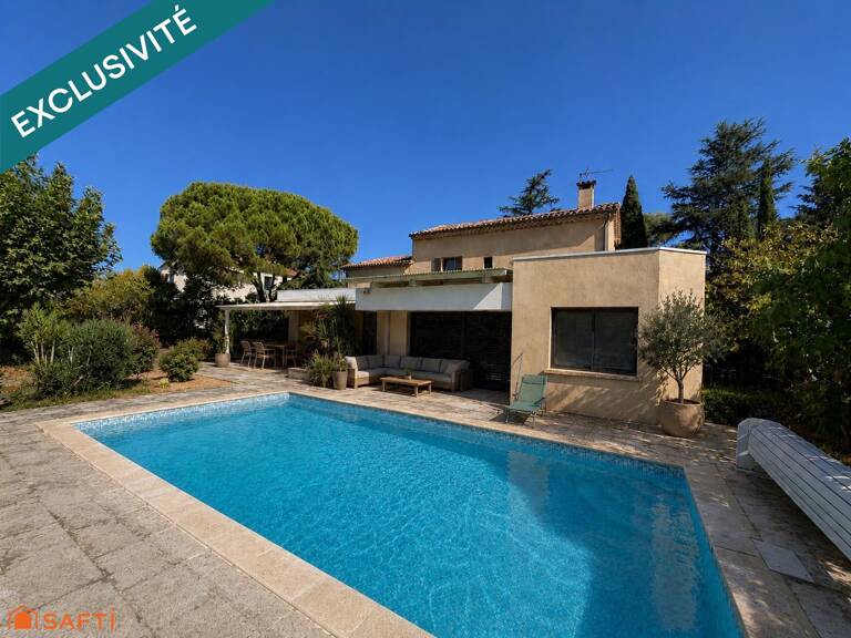 Maison d'architecte avec piscine dans le quartier du haut brésis — photo 1