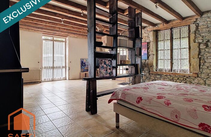 Maison avec atelier spacieux. — photo 2