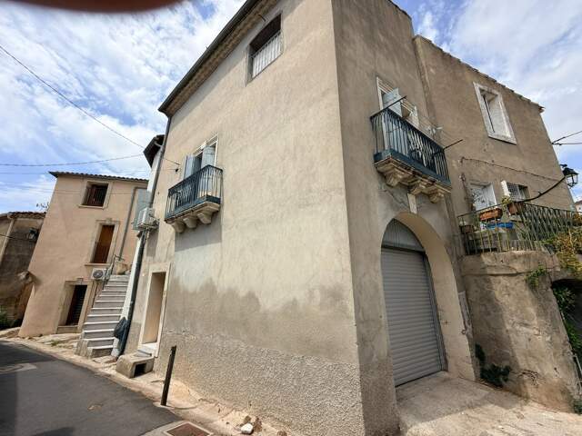 Maison de village à fort potentiel à Fabrègues — photo du bien
