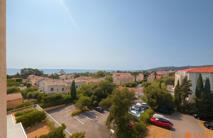 APPARTEMENT VUE MER  SAINT-AYGULF — photo 2