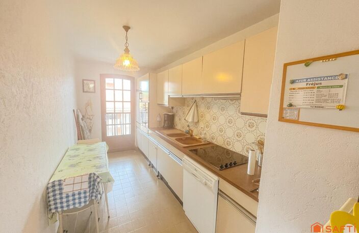APPARTEMENT VUE MER  SAINT-AYGULF — photo 4
