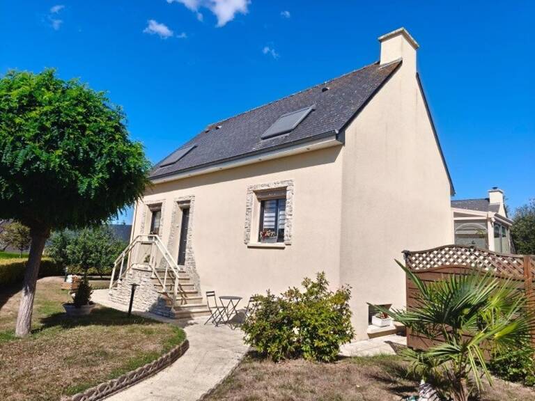 Maison située à Québriac — photo 1