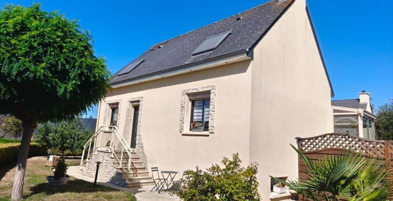 Maison située à Québriac — photo 1