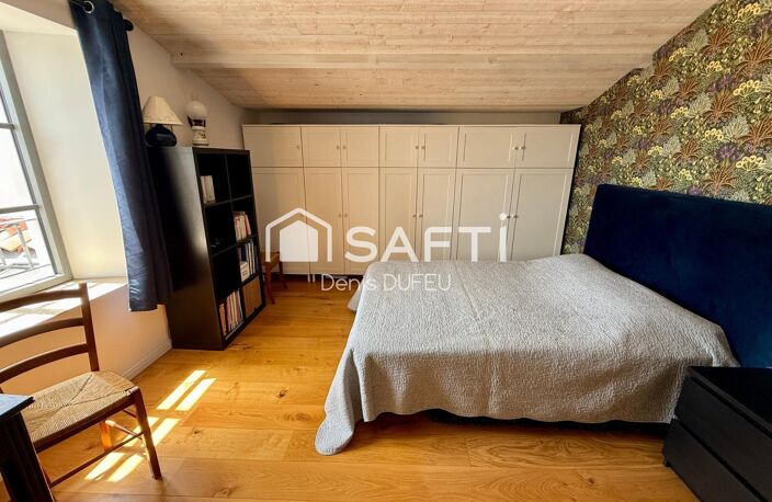 LA ROCHELLE  À DEUX PAS DU VIEUX-PORT | MAISON DE CHARME RÉNOVÉE AVEC PATIO — photo 4