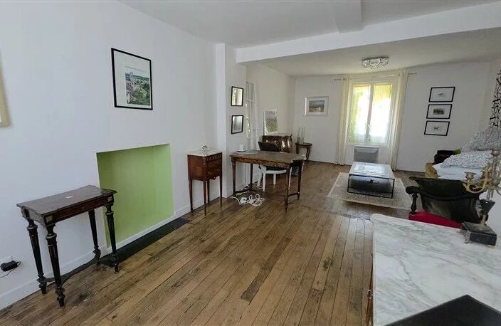 À vendre : maison de 2 chambres avec cour enchantée à Bellac (87) — photo 5
