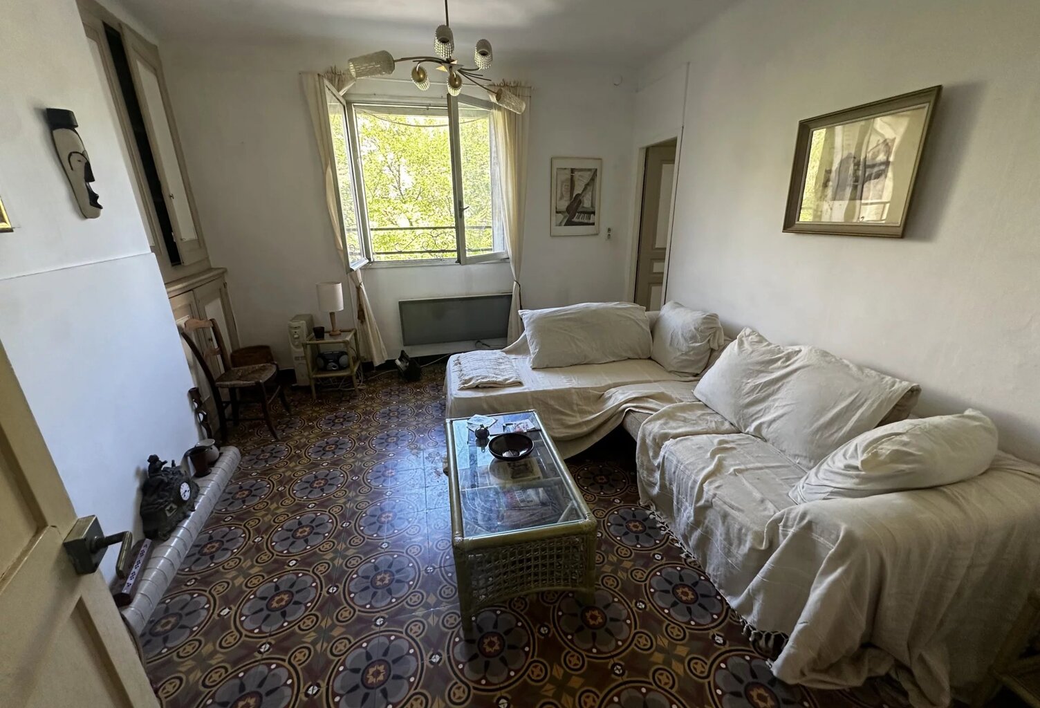 Appartement traversant, 2 chambres, 1 cave de 23 m2 — photo 1