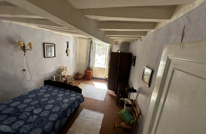Appartement traversant, 2 chambres, 1 cave de 23 m2 — photo 3
