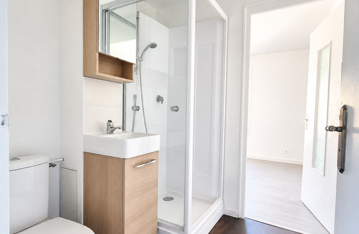 Vente Immeuble 77 m&sup2; — photo 2
