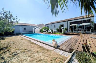 Villa plain-pied avec piscine, dépendance et jardin arboré — photo du bien