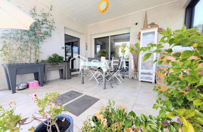 Villa plain-pied avec piscine, dépendance et jardin arboré — photo 4
