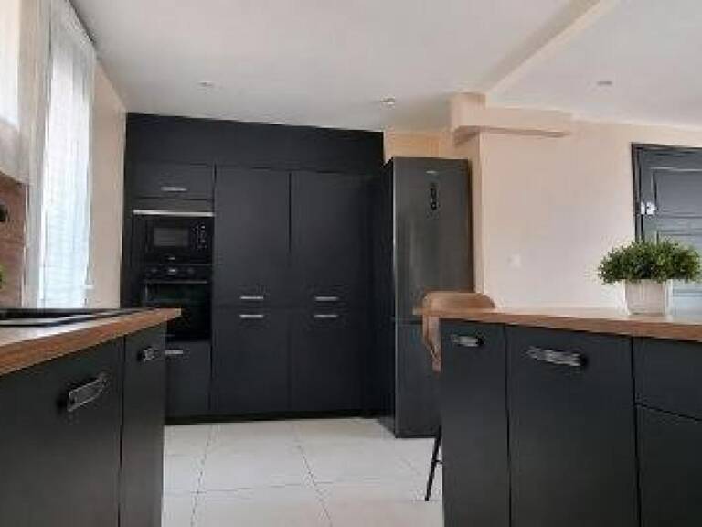 Appartement T4 de 88 m² avec garage - cave, balcon et loggias — photo 1