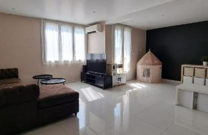 Appartement T4 de 88 m² avec garage - cave, balcon et loggias — photo 3
