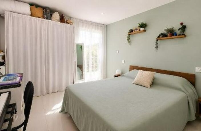 Appartement T4 de 88 m² avec garage - cave, balcon et loggias — photo 5