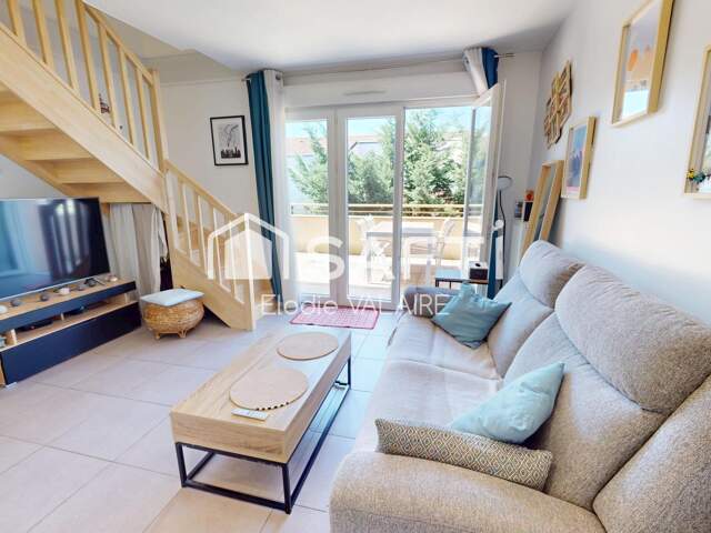 Appartement T2 43m² en Duplex Dernier étage avec grande Terrasse et un garage — photo du bien
