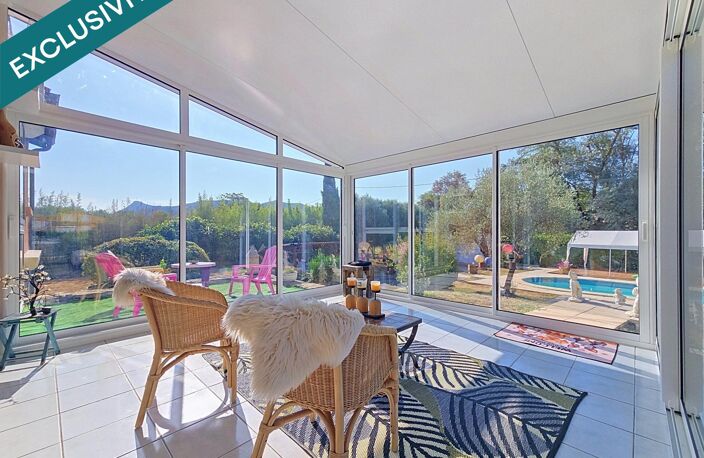 Une superbe villa avec piscine et 2145m2 de terrain paysager, dans l'un des secteurs les plus recherchés d'Hérépian. — photo 3