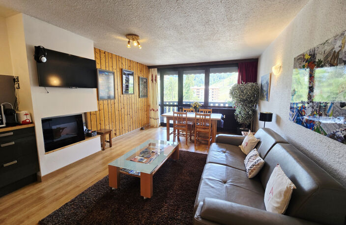 PRA LOUP 1600   Superbe appartement entièrement rénové avec — photo 2