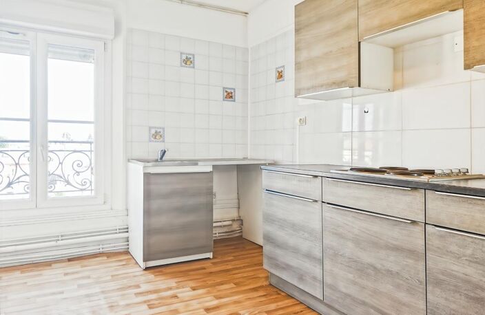 En exclusivité – Charmant appartement de 3 pièces – Centre-ville de Saint-Just-en-Chaussée — photo 4