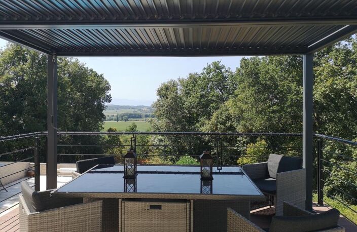 À vendre dans le Gers, secteur de Marciac : maison avec vue imprenable, 4 chambres, superbe piscine, terrasses, garage et possibilité d'aménager une annexe ou un studio. À visiter dès maintenant ! — photo 5