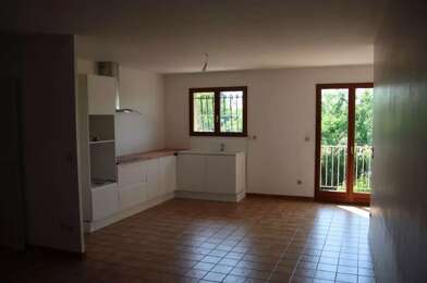 Appartement 3 pièces 799 €