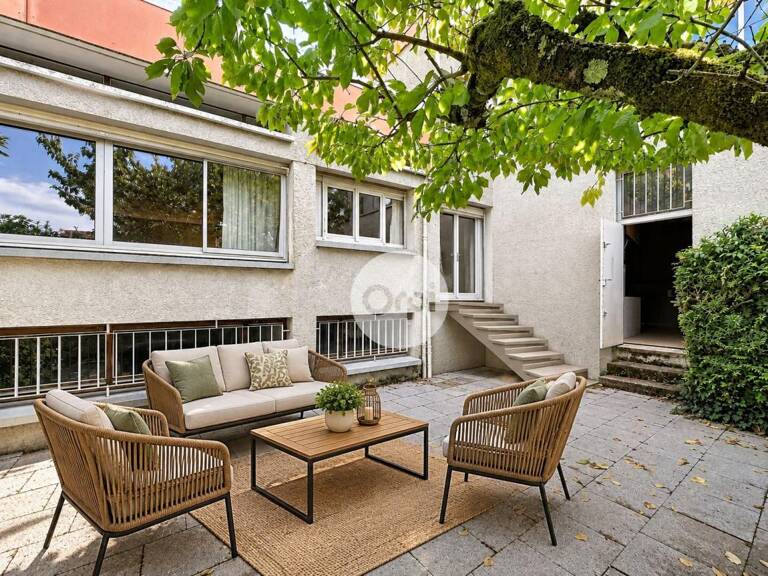 Maison centre de Mornant avec terrasse et garage — photo 1