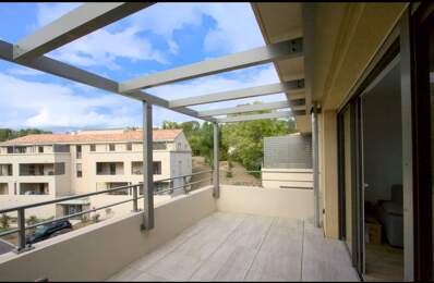 Appartement à vendre 2 pièces  dernier étage terrasse ascenseur et garage AIX EN PROVENCE (13) — photo du bien