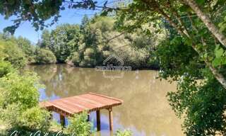 property.type.service  15000 m² à vendre à Parthenay (79200)
