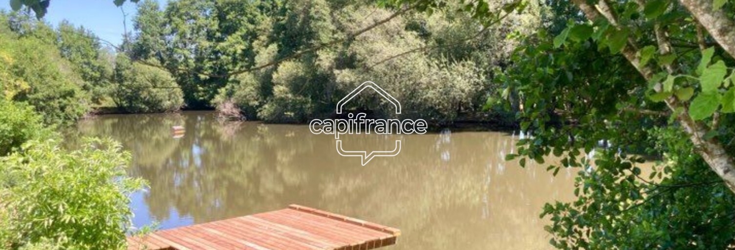 property.type.service  15000 m² à vendre à Parthenay (79200)