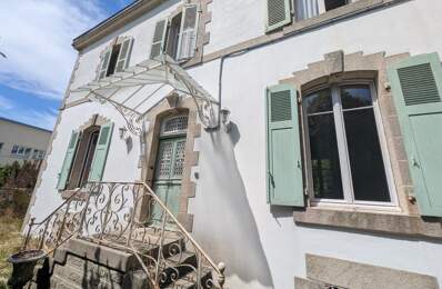GUEMENE SUR SCORFF MAISON BOURGEOISE  7 PIÈCES 185 M² ENVIRON AVEC GARAGE ET DÉPENDANCES,UN PUITS UNE PARCELLE DE 3706M² — photo du bien
