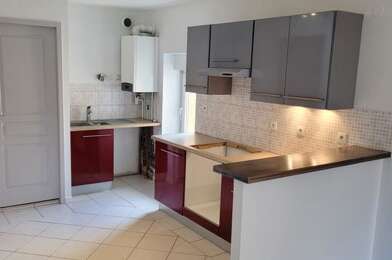 Appartement 3 pièces 980 €