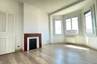 Appartement 3 pièces 710 €