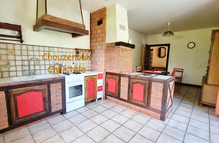 24330  Milhac d'Auberoche : maison Périgourdine — photo 4