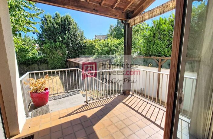 Maison non mitoyenne  Jardin & terrasse  calme  5 pièces  Versailles — photo 4