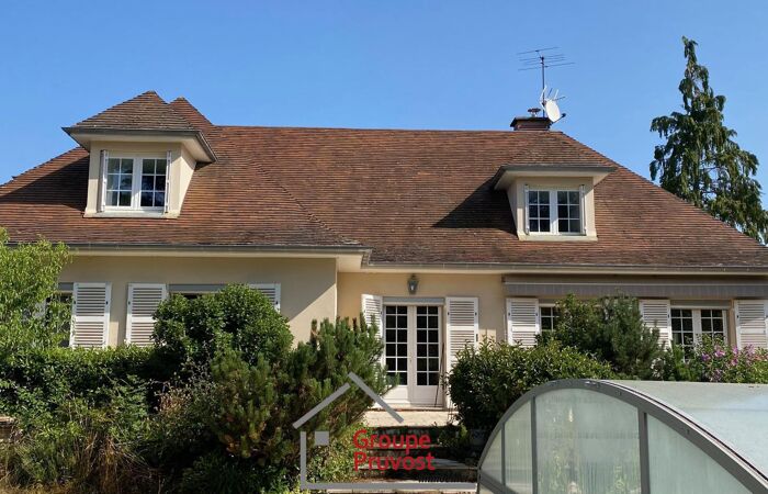 Maison 9 pièces 265 m² · à Cluny · 265 m² · 560 000 €
