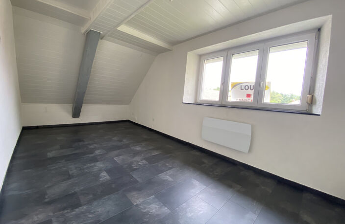 APPARTEMENT AVEC TERRASSE ET GARAGE — photo 3