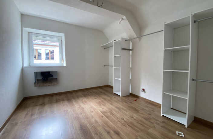 APPARTEMENT AVEC TERRASSE ET GARAGE — photo 4