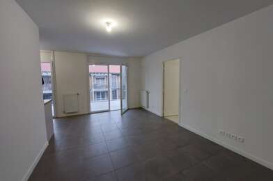 Appartement 4 pièces 1011 €