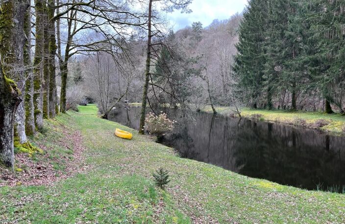 Haute-Vienne, une propriété avec étang au bord de la Vienne — photo 2