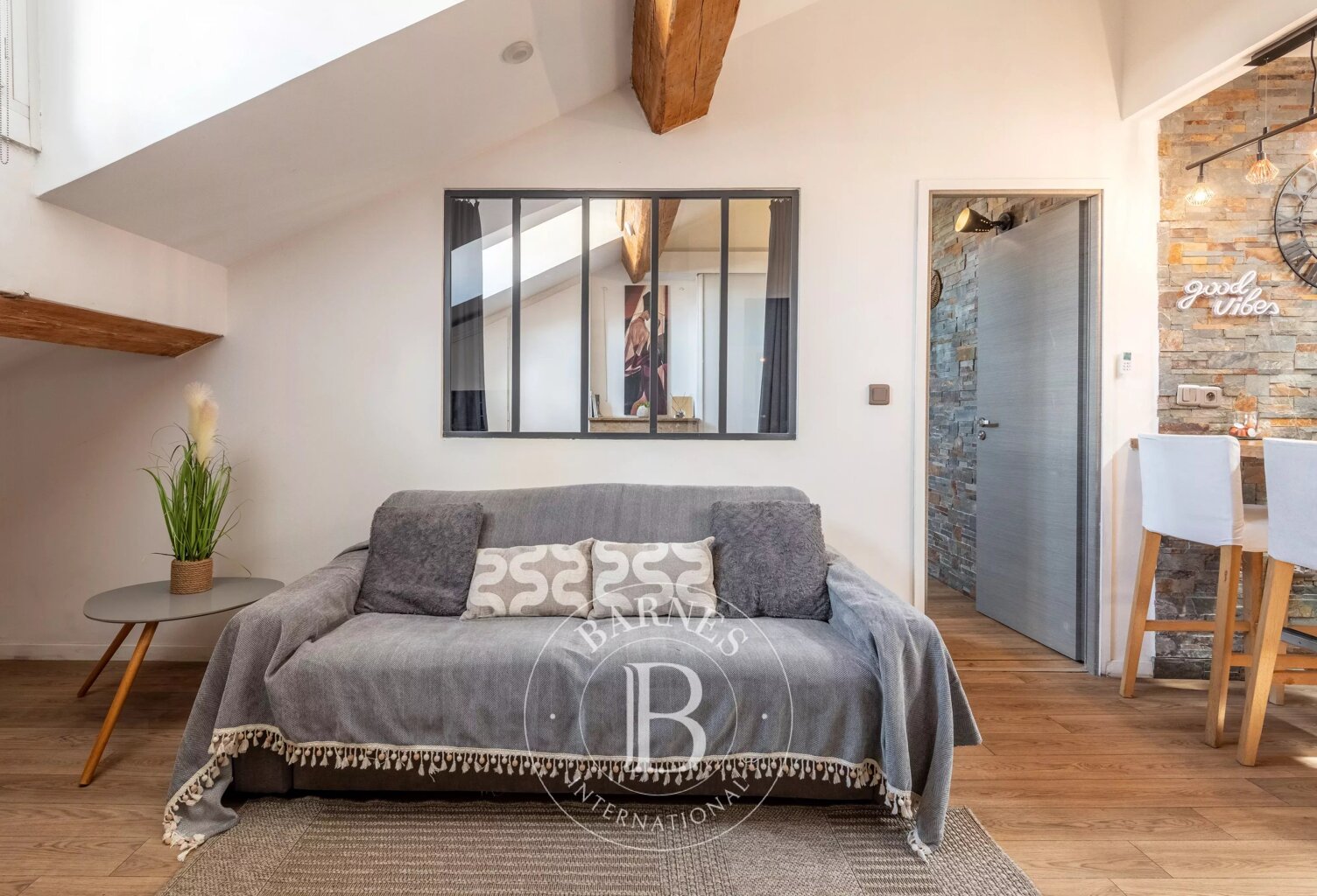 LYON 6 – Lafayette  / Molière – Dernier étage au calme sur cour – 1 chambre – Immeuble bourgeois avec ascenseur — photo 1