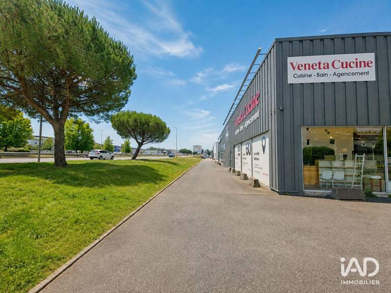 Location Murs commerciaux 430 m&sup2; — photo 1