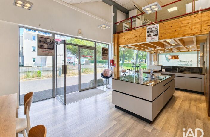 Location Murs commerciaux 430 m&sup2; — photo 3