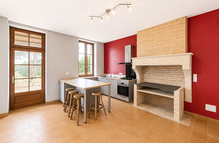 A LOUER MAISON DE 152 M2 HABITABLES AVEC VUE DOMINANTE SUR LES COTEAUX - SECTEUR LE PIAN SUR GARONNE — photo 2