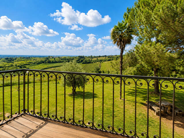 A LOUER MAISON DE 152 M2 HABITABLES AVEC VUE DOMINANTE SUR LES COTEAUX - SECTEUR LE PIAN SUR GARONNE — photo du bien