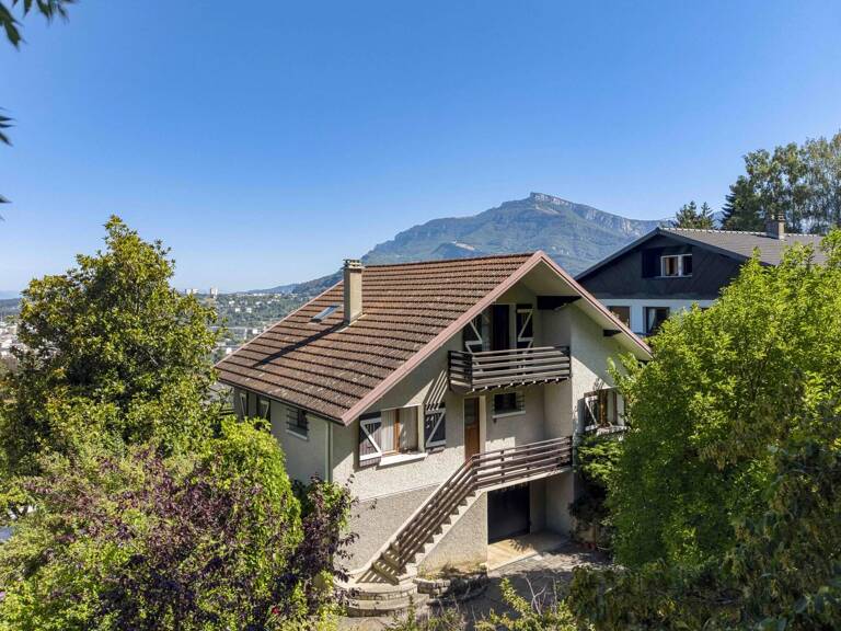 JACOB-BELLECOMBETTE – MAISON DE CHARME AVEC VUE IMPRENABLE SUR C — photo 1